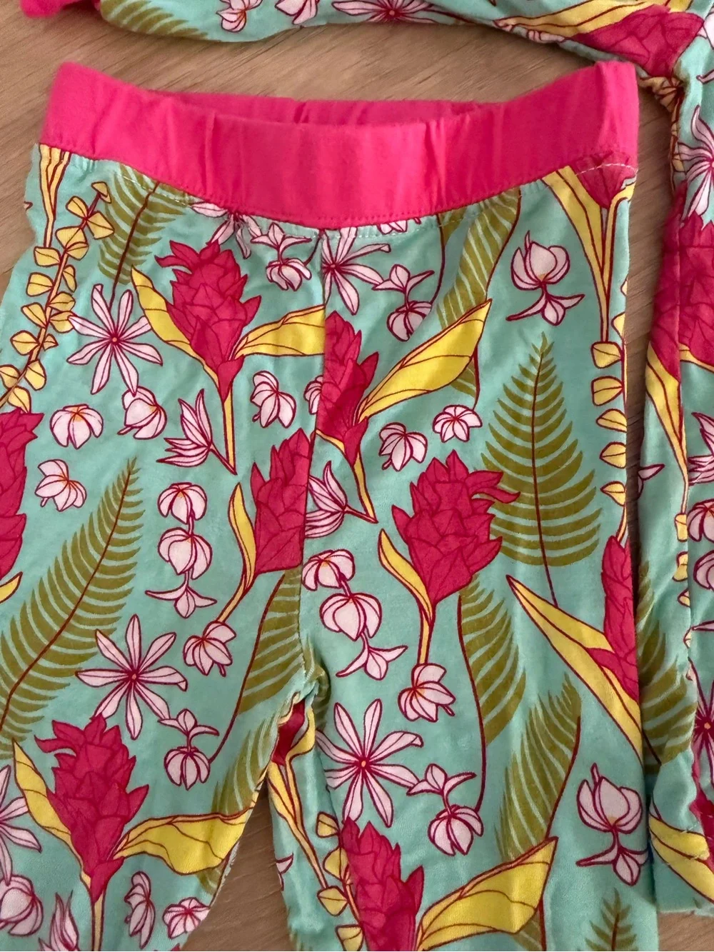 Coco Moon Hawaii Pajamas Set